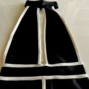 BellaBarnett Black and White dress Size XS/SP